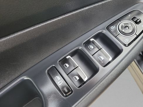 Used 2023 Hyundai Santa Fe SE FWD image 14