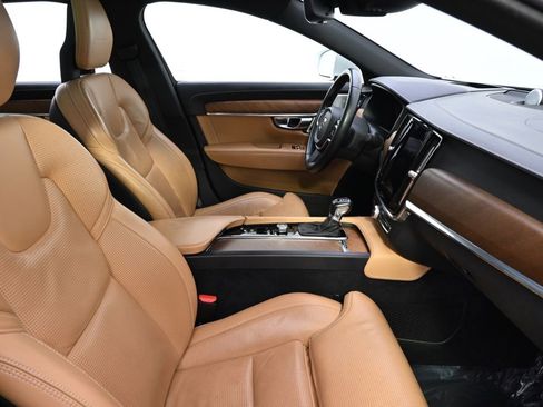 Used 2018 Volvo S90 T6 Inscription w/ Convenience Package AWD/4WD image 16