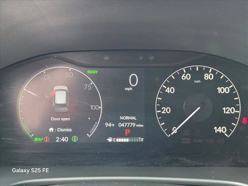 Used 2025 Honda CR-V Sport image 11