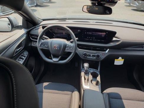 New 2026 Buick Envista Preferred FWD image 5