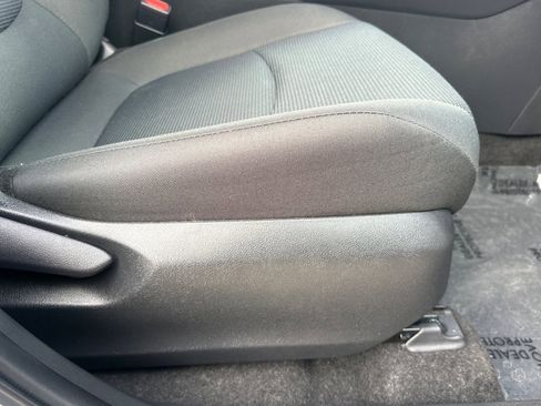 Certified 2023 Toyota RAV4 LE AWD/4WD image 24