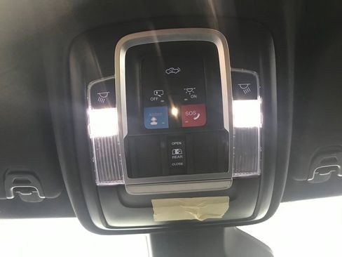 New 2026 RAM 1500 4x4 Crew Cab image 28