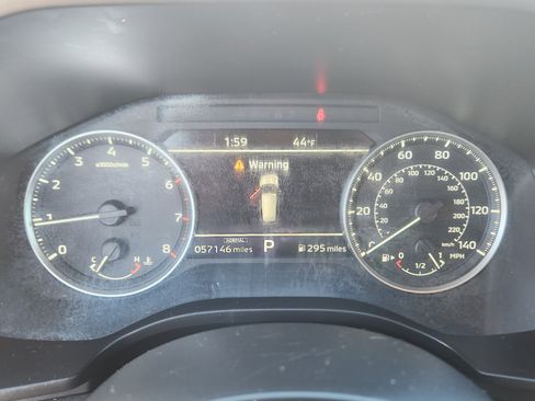 Used 2024 Mitsubishi Outlander SE image 12