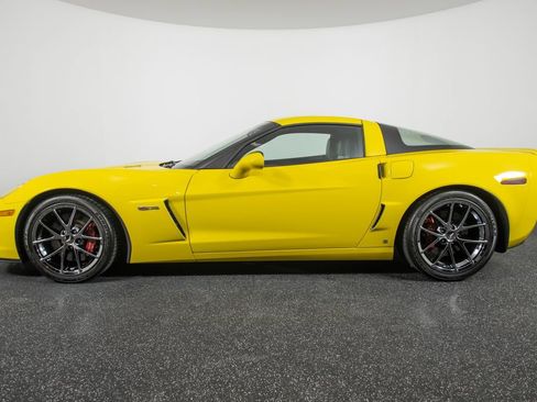 Used 2006 Chevrolet Corvette Z06 RWD image 4