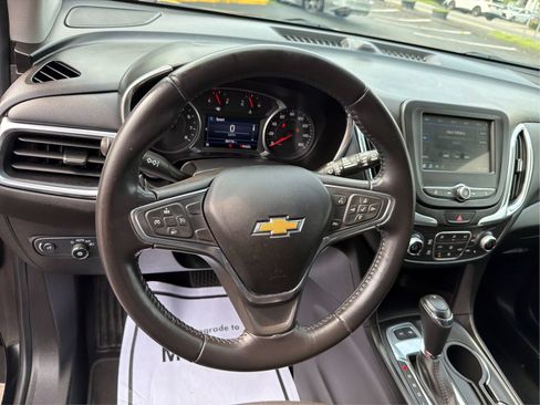 Used 2019 Chevrolet Equinox LT AWD/4WD image 18