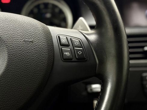 Used 2013 BMW M3 Coupe w/ Premium Pkg RWD image 18