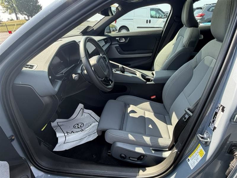 Used 2022 Polestar Polestar 2 w/ Plus Package AWD/4WD image 13