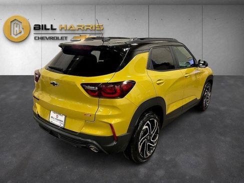 Used 2024 Chevrolet TrailBlazer RS image 2