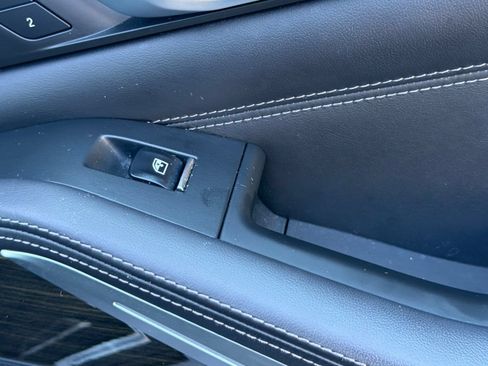 Used 2019 BMW X5 xDrive40i w/ M Sport Package AWD/4WD image 22