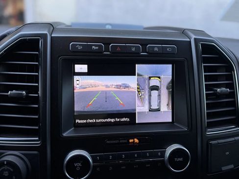 Used 2021 Ford Expedition Max Limited image 34