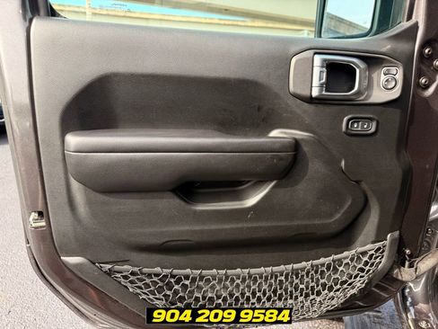Used 2020 Jeep Wrangler Unlimited Rubicon AWD/4WD image 22