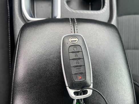 Used 2024 Nissan Sentra SV w/ All-Weather Package FWD image 35