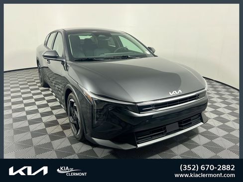 New 2025 Kia K4 EX image 1