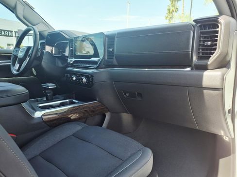 Used 2025 GMC Sierra 1500 Elevation w/ X31 Off-Road Package image 12