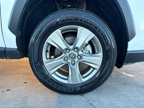 Used 2023 Toyota RAV4 XLE image 31