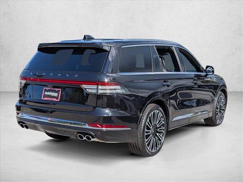 New 2025 Lincoln Aviator Black Label image 2