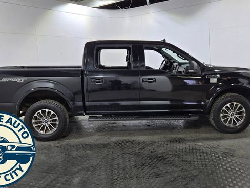 Used 2019 Ford F150 XLT w/ Equipment Group 302A Luxury image 8