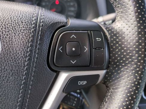 Used 2017 Toyota Sienna LE FWD image 24