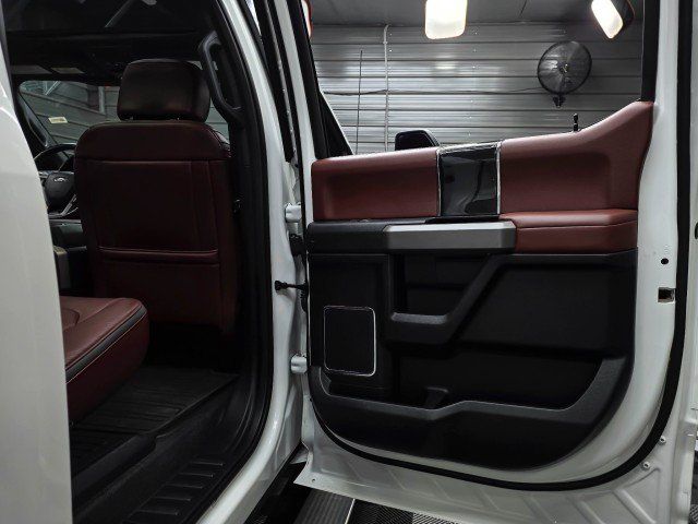 Used 2021 Ford F450 Platinum w/ FX4 Off-Road Package AWD/4WD image 42