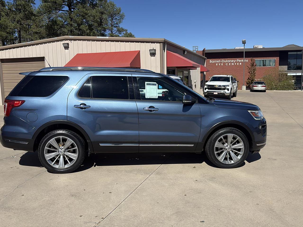 Used 2018 Ford Explorer Limited AWD/4WD image 8