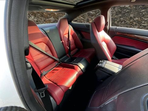 Used 2015 Mercedes-Benz C 250 Coupe image 23