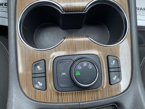 Used 2021 GMC Acadia SLE w/ Driver Convenience Package AWD/4WD image 39