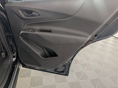 Used 2024 Chevrolet Equinox LT w/ LPO, Floor Liner Package FWD image 31