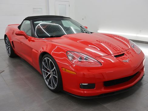 Used 2013 Chevrolet Corvette 427 w/ 1SB Preferred Equipment Group RWD image 51