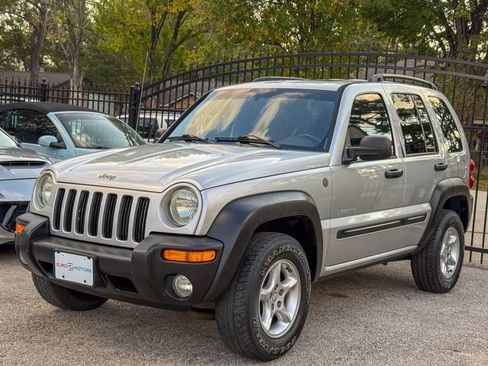 Used 2004 Jeep Liberty Sport w/ PWR Convenience Group image 4