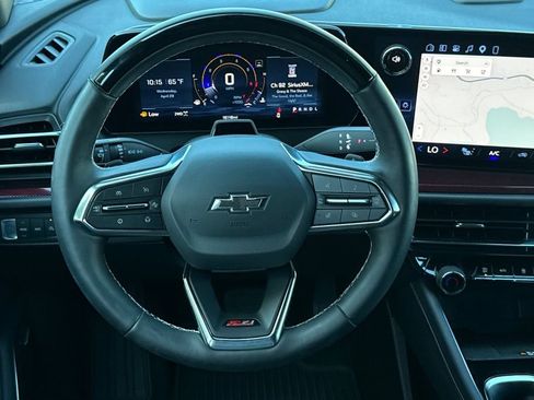 Certified 2026 Chevrolet Traverse Z71 w/ Enhanced Driving Package AWD/4WD image 16