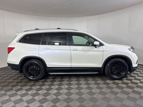 Used 2017 Honda Pilot EX-L image 2