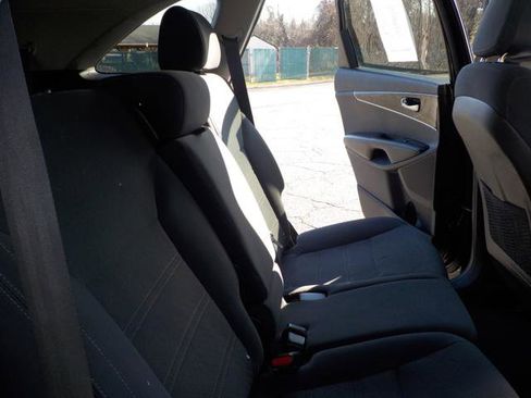 Used 2016 Kia Sorento LX w/ LX Convenience Package image 14