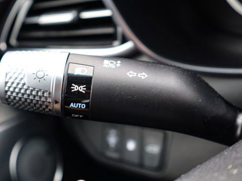 Used 2025 Genesis G70 2.5T w/ Sport Prestige Package image 27