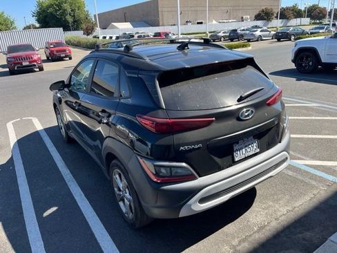 Used 2022 Hyundai Kona SEL FWD image 4