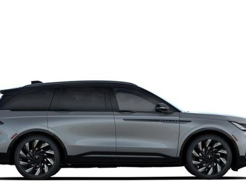 New 2026 Lincoln Nautilus Reserve image 5