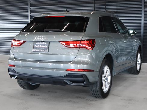 New 2025 Audi Q3 2.0T Premium image 17