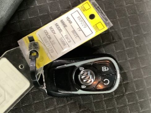 Used 2019 Buick Encore Preferred image 28