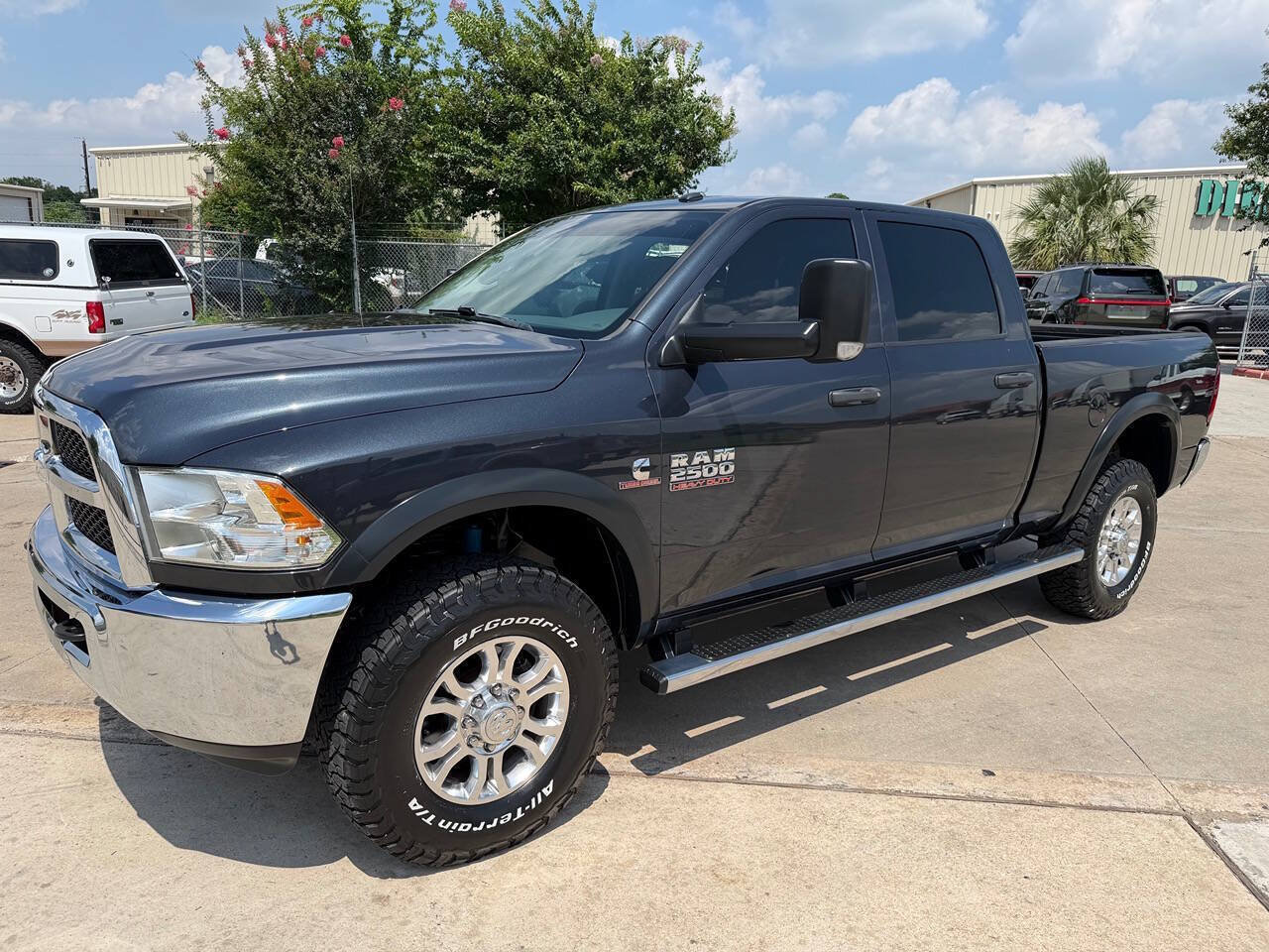 Used 2018 RAM 2500 Tradesman w/ Chrome Appearance Group AWD/4WD image 66