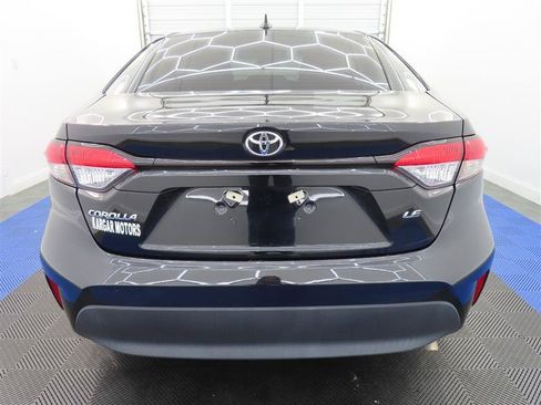 Used 2023 Toyota Corolla LE FWD image 11