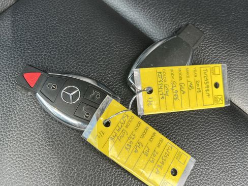 Used 2019 Mercedes-Benz GLA 250 4MATIC image 38