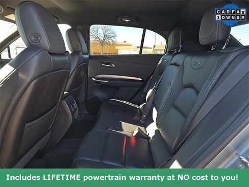 Used 2024 Cadillac XT4 Premium Luxury image 11