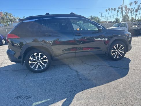 Used 2022 Toyota Corolla Cross XLE w/ Black Badges Package (TMS) image 6