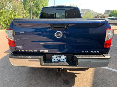 Used 2017 Nissan Titan SV AWD/4WD image 6