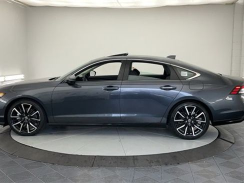 New 2025 Honda Accord Touring image 8