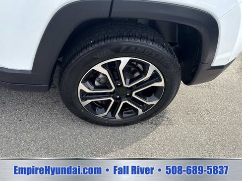 Used 2024 Jeep Compass Limited AWD/4WD image 13