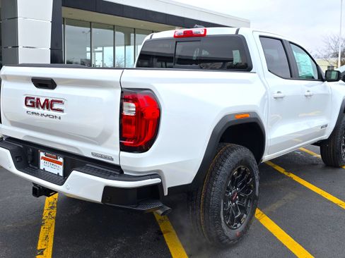 New 2026 GMC Canyon Elevation image 10