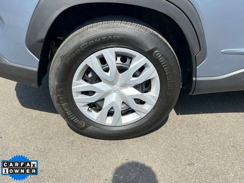 Used 2022 Toyota Corolla Cross L AWD/4WD image 9