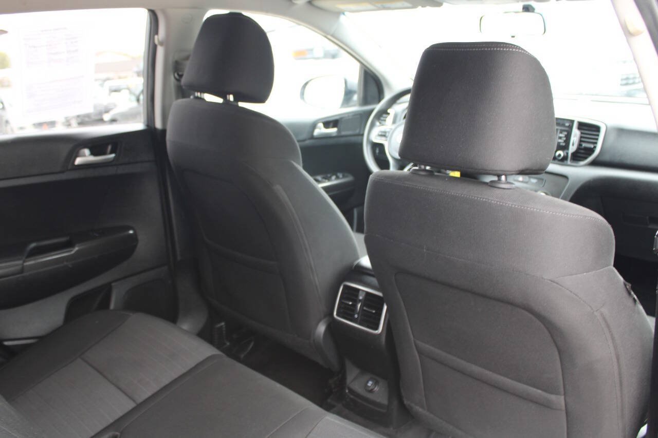 Used 2018 Kia Sportage LX AWD/4WD image 10