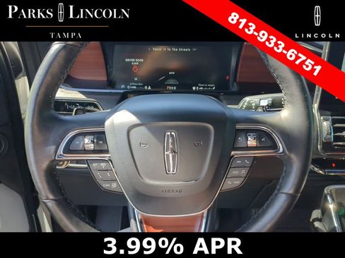Certified 2020 Lincoln Navigator Reserve w/ Luxury Package AWD/4WD image 31