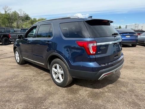 Used 2016 Ford Explorer XLT w/ Equipment Group 202A AWD/4WD image 3